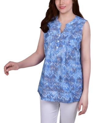 Thumbnail 1: BLUE CHEVRON