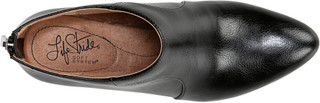 Thumbnail 2: BLACK