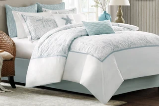 Thumbnail 1: Harbor House Harbor House Maya Bay Comforter Set 