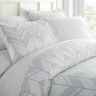 Thumbnail 4: Home Collections Home Collections Premium Soft Alps Chevron Duvet Cover Set 