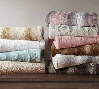 Thumbnail 12: Madison Park Madison Park Sachi Over-Sized Faux Fur Throw 