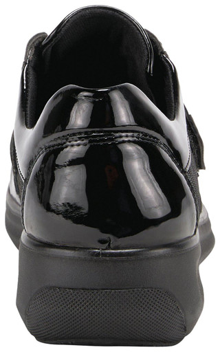 Thumbnail 4: BLACK