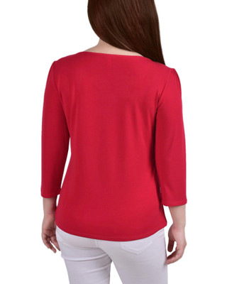 Thumbnail 3: RED