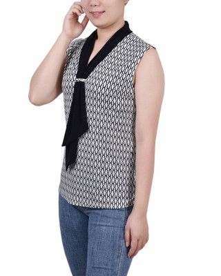 Thumbnail 3: Black/whit