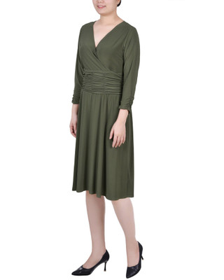 Thumbnail 3: OIL GREEN