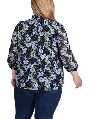 Thumbnail 3: BLACK LACE