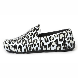 Thumbnail 4: Snow Leopard/Black