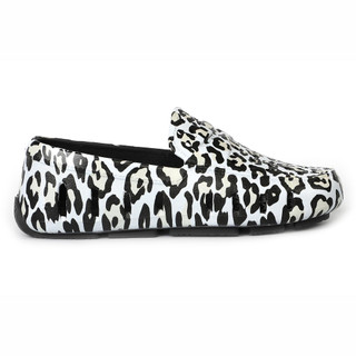 Thumbnail 3: Snow Leopard/Black