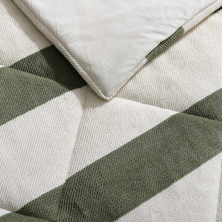 Thumbnail 22: Almond/Fern