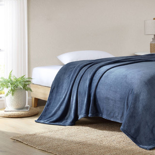 Thumbnail 19: TOMMY BAHAMA Ultra Soft Solid Plush Fleece Blanket 
