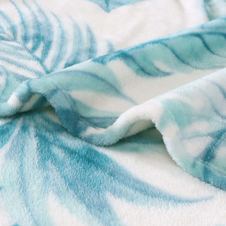 Thumbnail 8: TOMMY BAHAMA Waimea Bay Ultra Soft Plush Fleece Reversible Throw 