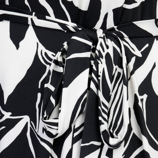 Thumbnail 2: BLACK/WHITE