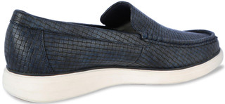 Thumbnail 5: NAVY