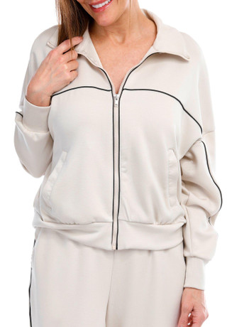 Thumbnail 2: BEIGE