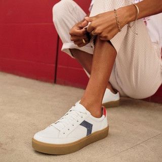 Thumbnail 9: WHITE
