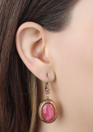 Thumbnail 2: Pink