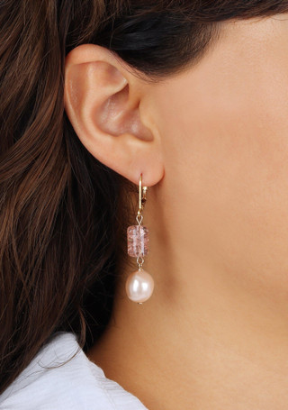 Thumbnail 2: Peach