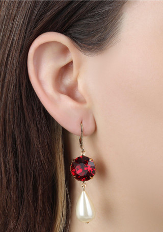 Thumbnail 2: Red