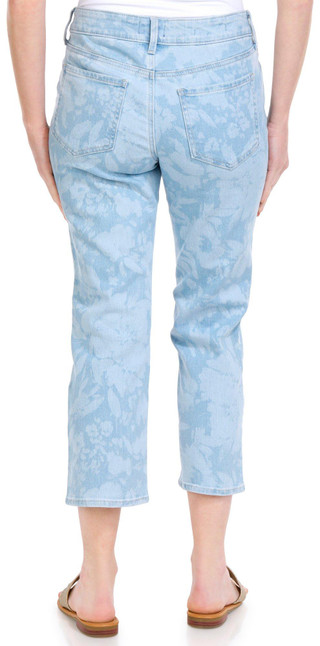 Thumbnail 2: FLORAL WASH