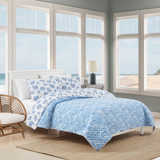 Thumbnail 2: AVANTI Avanti Veracruz Quilt Set 