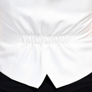 Thumbnail 6: WHITE