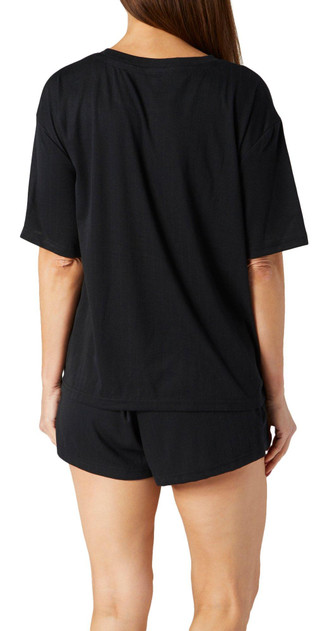 Thumbnail 2: BLACK