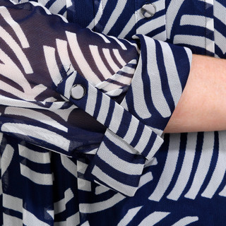 Thumbnail 3: Juniper + Lime Juniper + Lime Womens Print Pleated Henley 3/4 Sleeve Top 