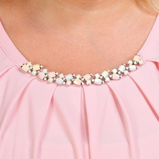 Thumbnail 3: Pink