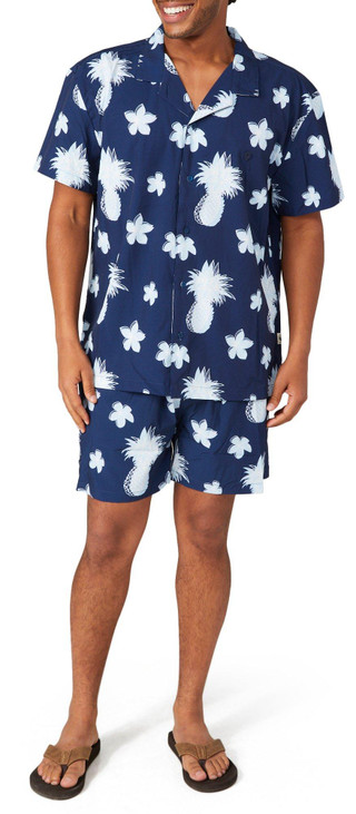 Thumbnail 1: NAVY