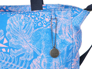 Thumbnail 3: Blue