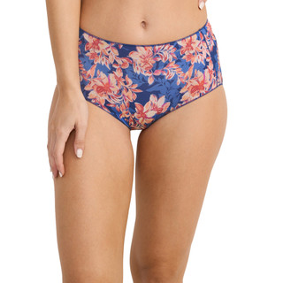 Thumbnail 1: Stephanie