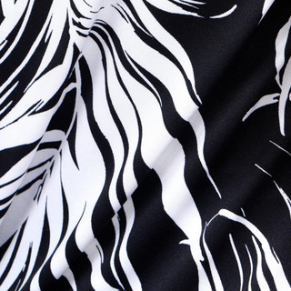 Thumbnail 6: BLACK