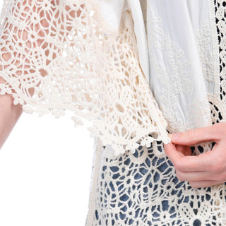 Thumbnail 6: WHITE