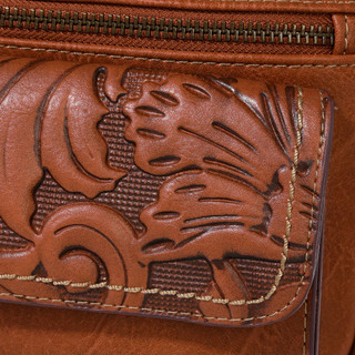 Thumbnail 2: Saddle