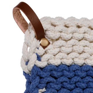 Thumbnail 2: BLUE