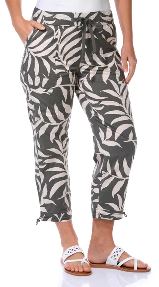 Thumbnail 4: Democracy Democracy Womens 25 in Toggle Hem Print Capris 