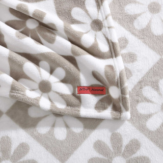 Thumbnail 14: Betsey Johnson Betsey Johnson Daisy Check Fleece  Blanket 