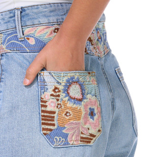Thumbnail 2: DENIM
