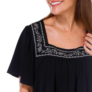 Thumbnail 2: BLACK W IV