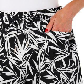 Thumbnail 3: BLACK/WHITE