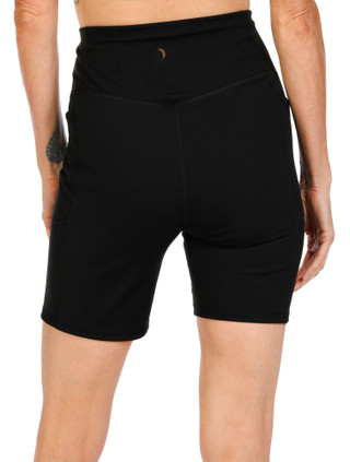 Thumbnail 2: BLACK