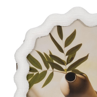 Thumbnail 5: White