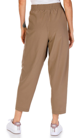 Thumbnail 2: BROWN