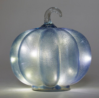 Thumbnail 2: BLUE