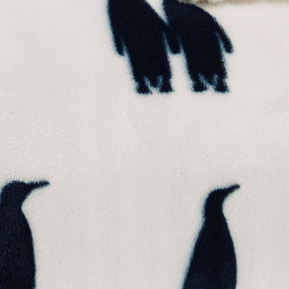 Thumbnail 4: Eddie Bauer Eddie Bauer Emperor Penguin Throw Blanket 