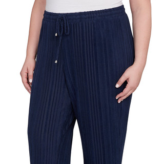 Thumbnail 5: NEW NAVY
