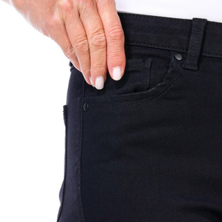Thumbnail 2: BLACK