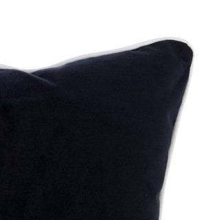 Thumbnail 5: BLACK