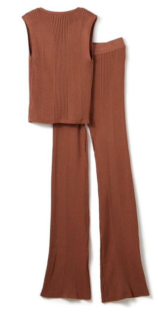 Thumbnail 2: BROWN