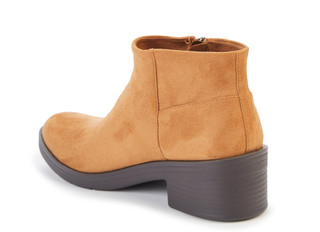 Thumbnail 2: Tan